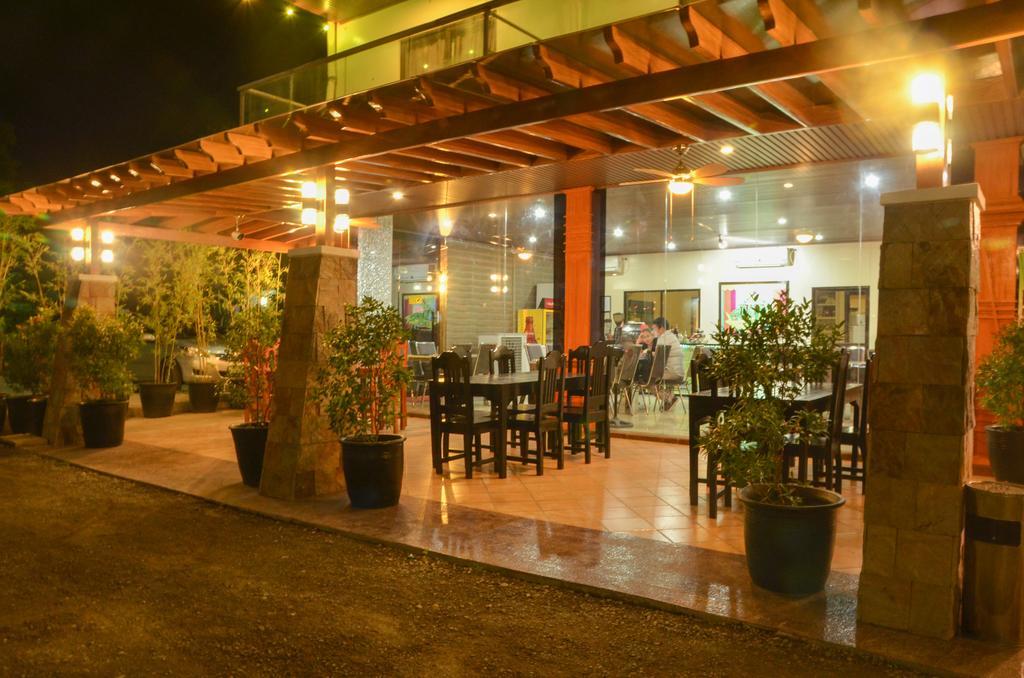 The Premiere Business Hotel Kalibo Eksteriør bilde